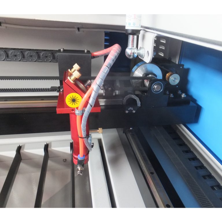 6090 CO2 Laser Cutting